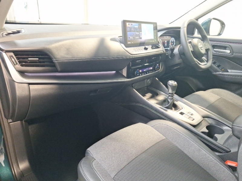Nissan Qashqai 1.3 Dig-t Mh N-connecta Glass Roof Green #5