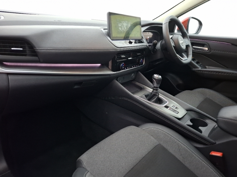 Nissan Qashqai 1.3 Dig-t Mh N-connecta Glass Roof Red #5