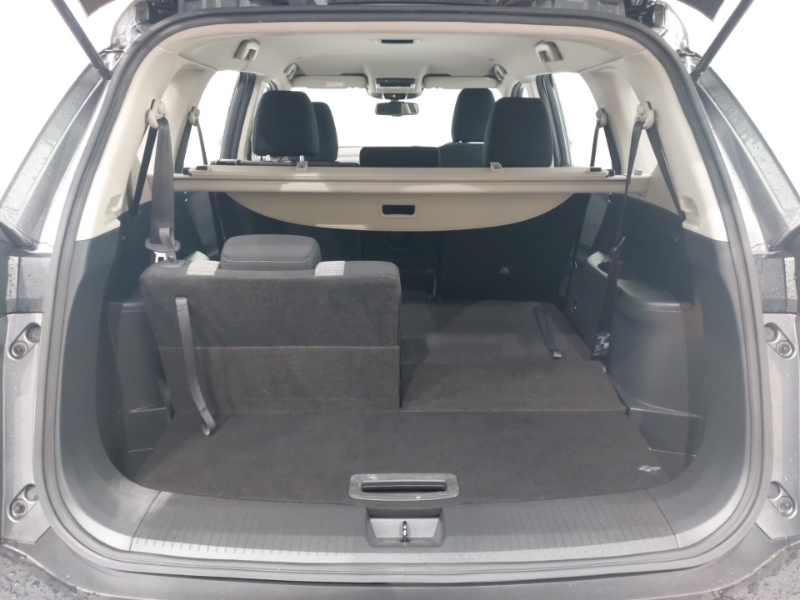 Nissan X-Trail Tekna Silver #18