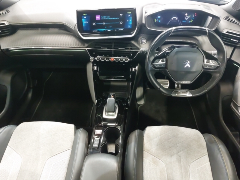 Peugeot e-2008 100Kw Gt Premium 50Kwh Black #3