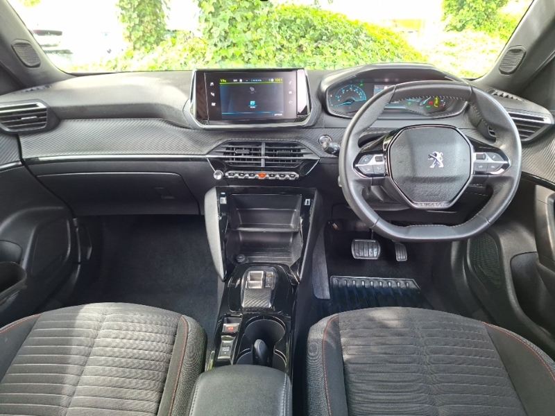 Peugeot e-2008 100Kw Active Premium 50Kwh White #3