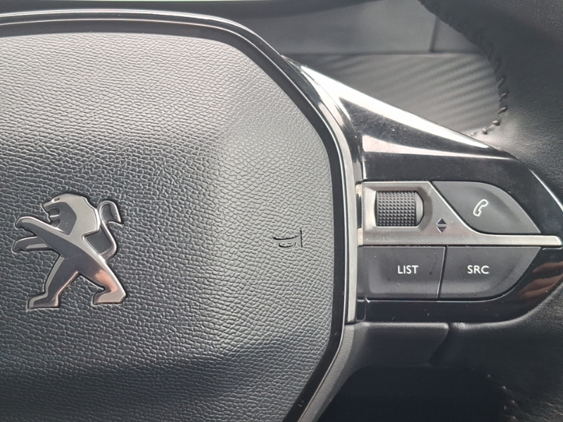 Peugeot 2008 1.2L Puretech Ss Active 129 Bhp White #13