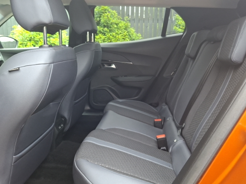 Peugeot 2008 1.2 Puretech Allure Premium Orange #6