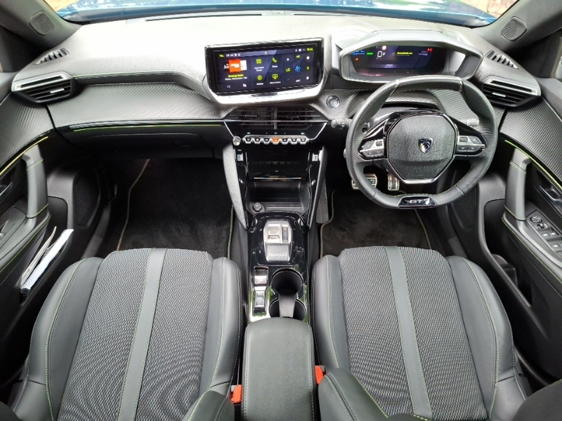 Peugeot e-2008 115Kw Gt 54Kwh Blue #3