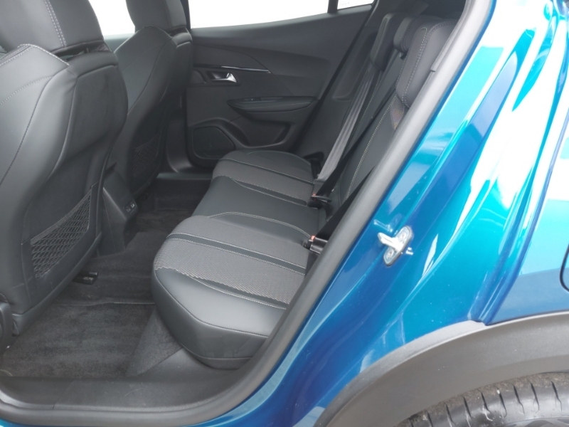 Peugeot 2008 1.2 Hybrid 136 Gt E-dsc6 Blue #6