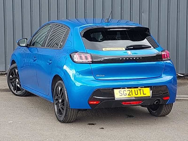 Peugeot 208 1.2 Puretech Active Premium Yellow #2