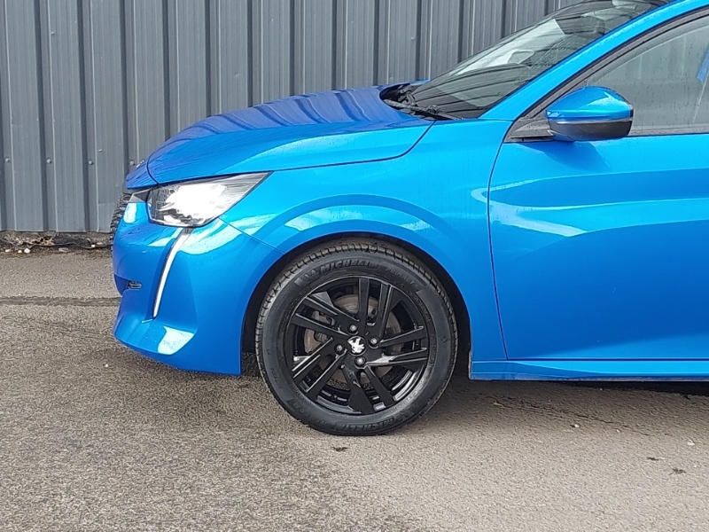 Peugeot 208 1.2 Puretech Active Premium Yellow #19