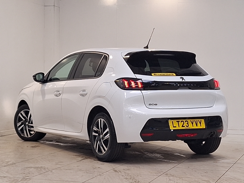 Peugeot 208 1.2 Puretech 100 Allure Premium Eat8 White #2