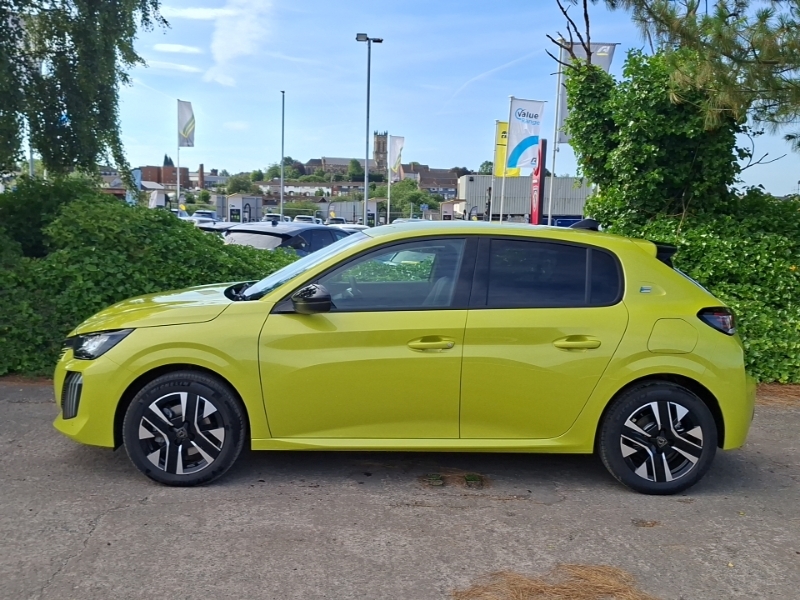 Peugeot e-208 100Kw Allure 50Kwh Yellow #4