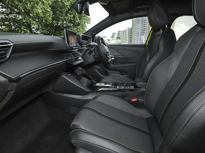 Peugeot e-208 100Kw Gt 50Kwh #5