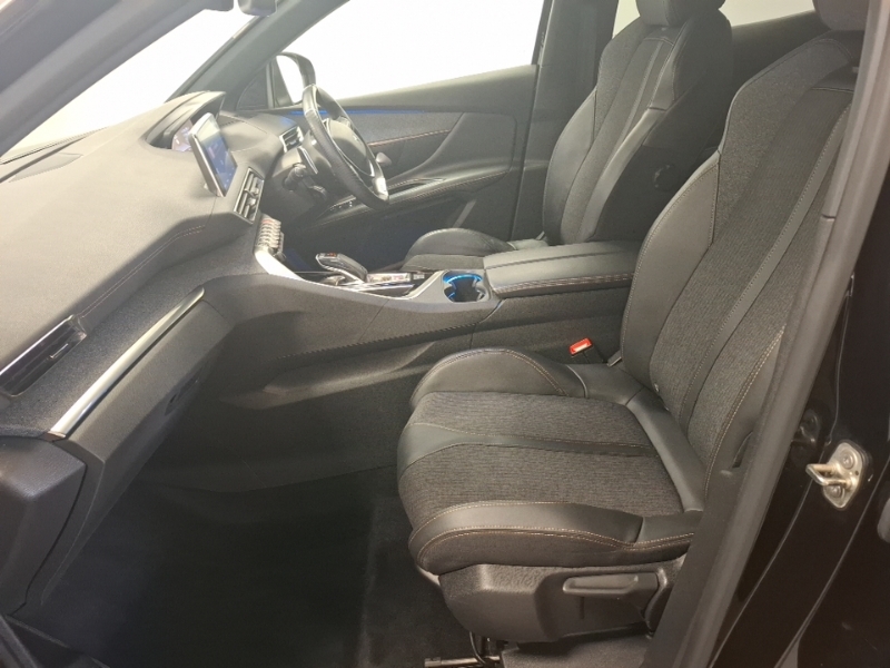Peugeot 3008 1.5 Bluehdi Gt Line Eat8 Black #5