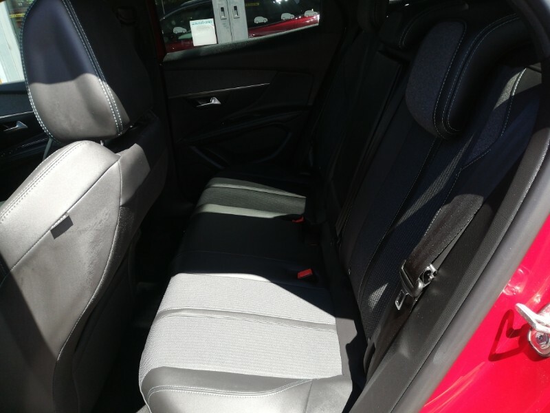 Peugeot 3008 1.5 Bluehdi Allure Premium Eat8 Red #6
