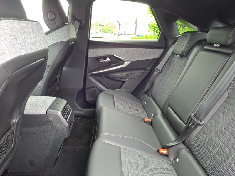 Peugeot 3008 1.2 Hybrid 136 Gt E-dsc6 Blue #6