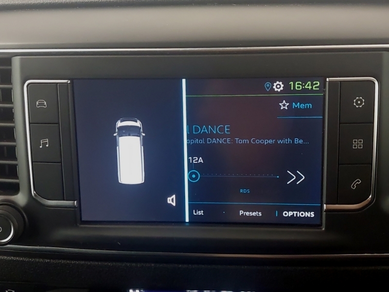Peugeot e-Traveller Mpv Black #9