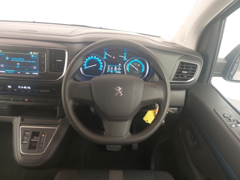 Peugeot e-Traveller Mpv Black #8