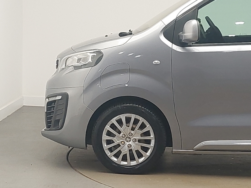 Peugeot e-Traveller Mpv Black #19