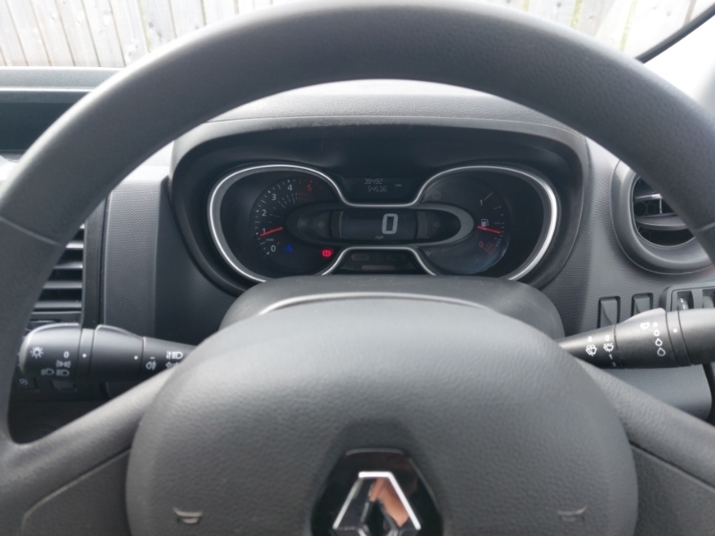Renault Trafic 2.0 Ll30 Sport Edc Energy Dci 168 Bhp Silver #8