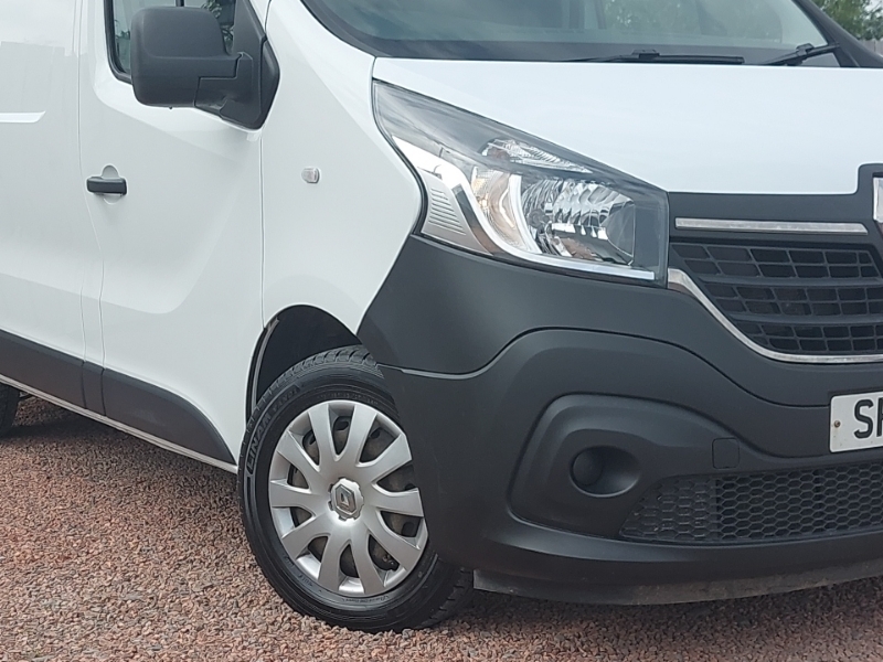 Renault Trafic 2.0 Ll30 Sport Edc Energy Dci 168 Bhp Silver #20