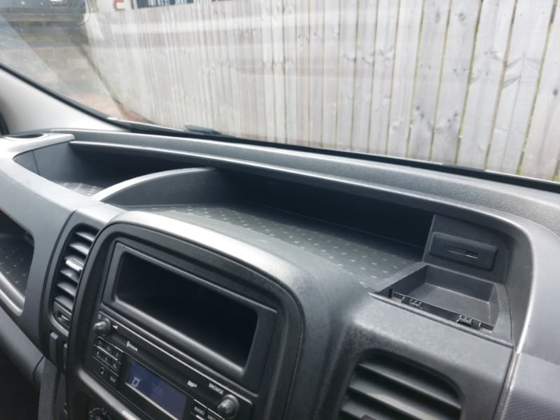 Renault Trafic 2.0 Ll30 Sport Edc Energy Dci 168 Bhp Silver #17