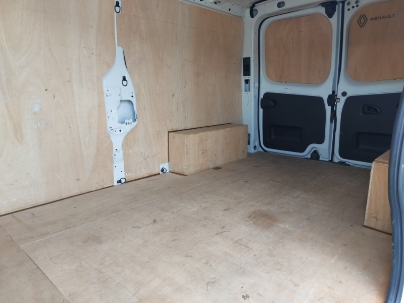 Renault Trafic Ll30 Blue Dci 130 Advance Safety Van White #6