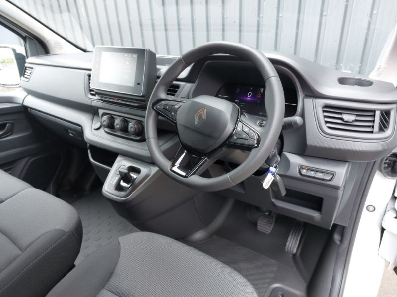 Renault Trafic Ll30 Blue Dci 150 Advance Safety Van Eag9 White #3