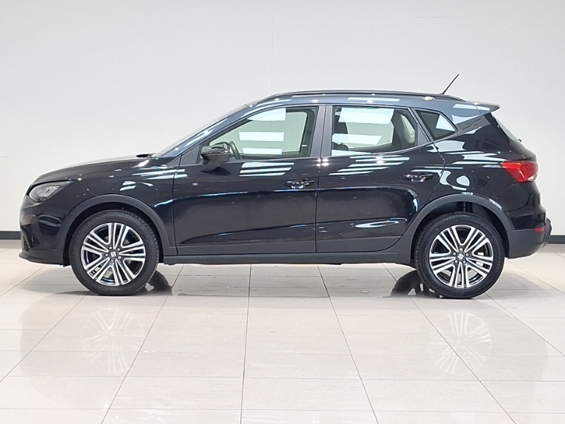 Seat Arona 1.0 Tsi Se Technology Black #4