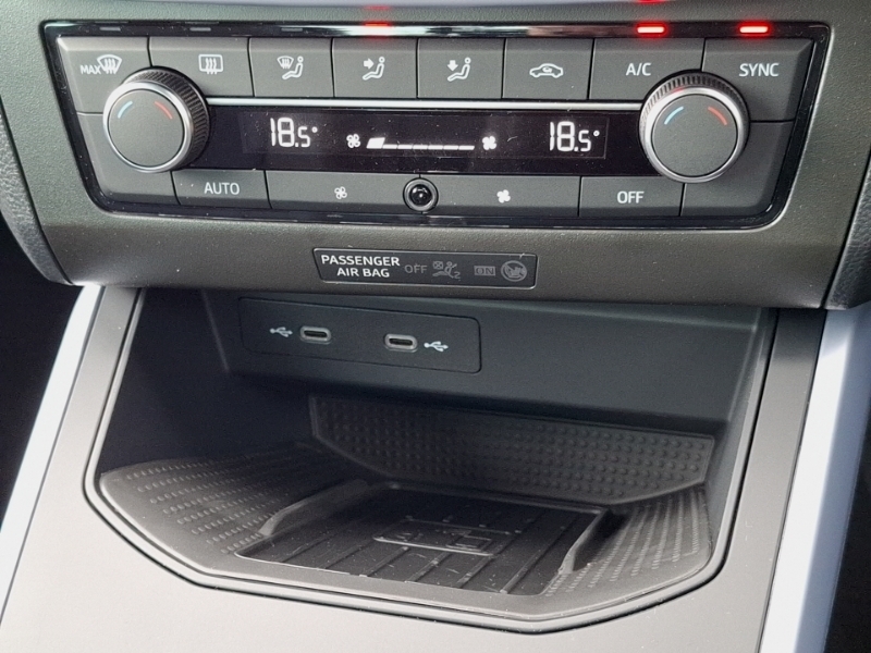 Seat Arona 1.0 Tsi 115 Se Technology Dsg Black #17