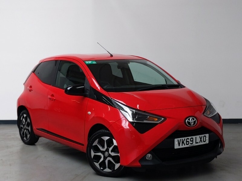 Toyota Aygo 1.0 Vvt-i X-trend X-shift Red