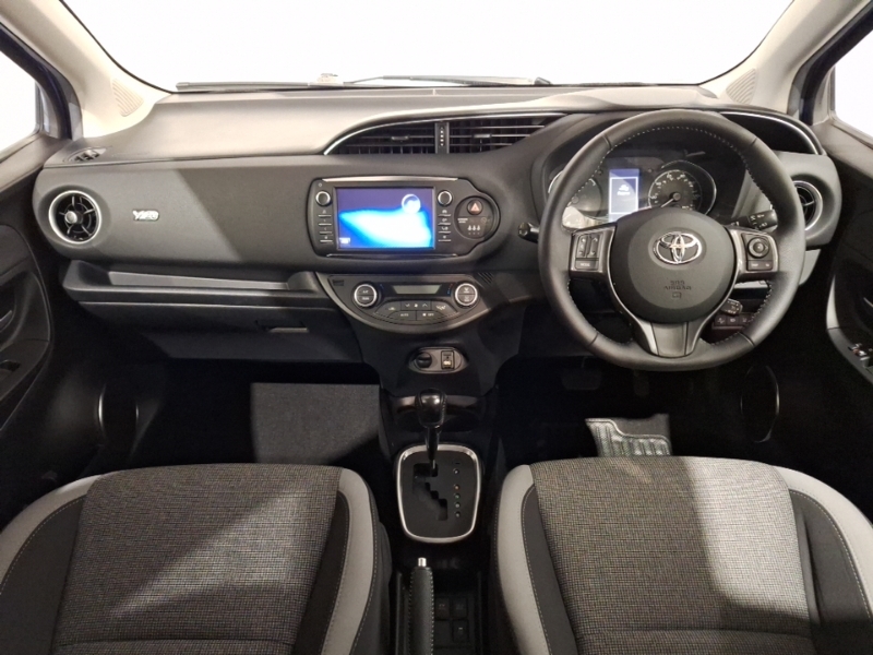 Toyota Yaris 1.5 Hybrid Y20 Cvt Bi-tone Blue #3