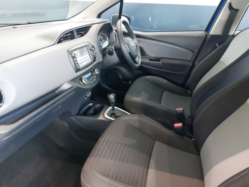 Toyota Yaris 1.5 Hybrid Icon Tech Cvt Blue #5