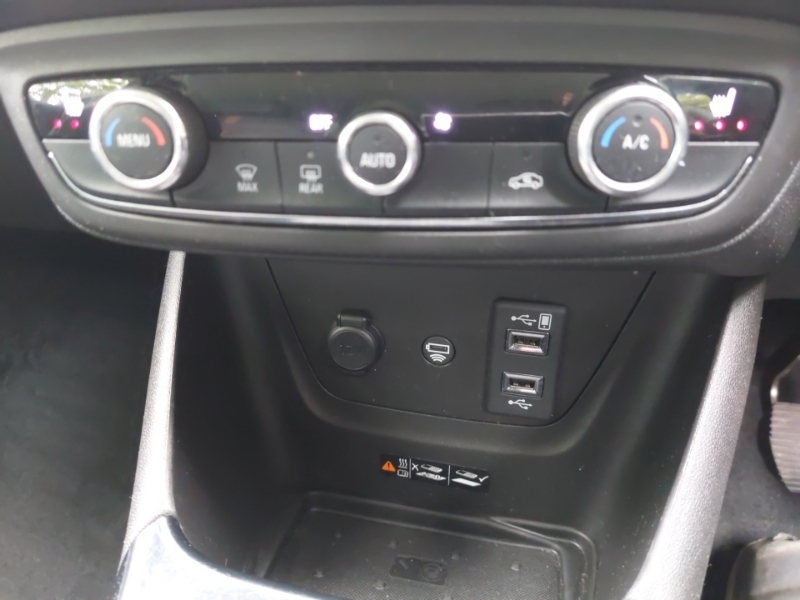 Vauxhall Crossland Elite Black #16