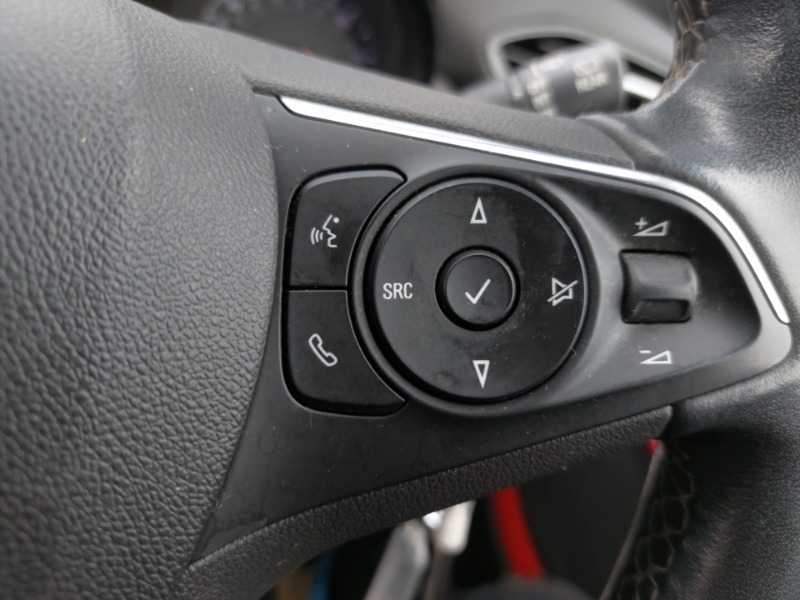 Vauxhall Crossland Ultimate Black #13