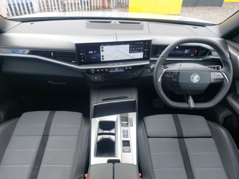 Vauxhall Grandland 157Kw Gs 73Kwh Silver #3