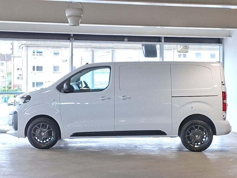 Vauxhall Vivaro 1.5 Turbo D 120 Pro H1 Van White #4