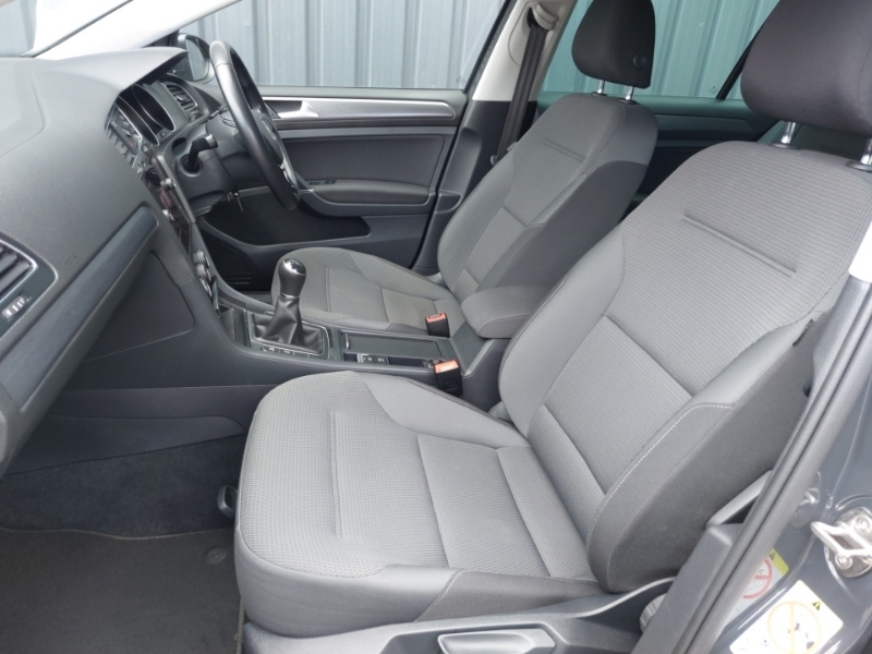Volkswagen Golf 1.5 Tsi Evo Match Edition SC69XNU Grey #5