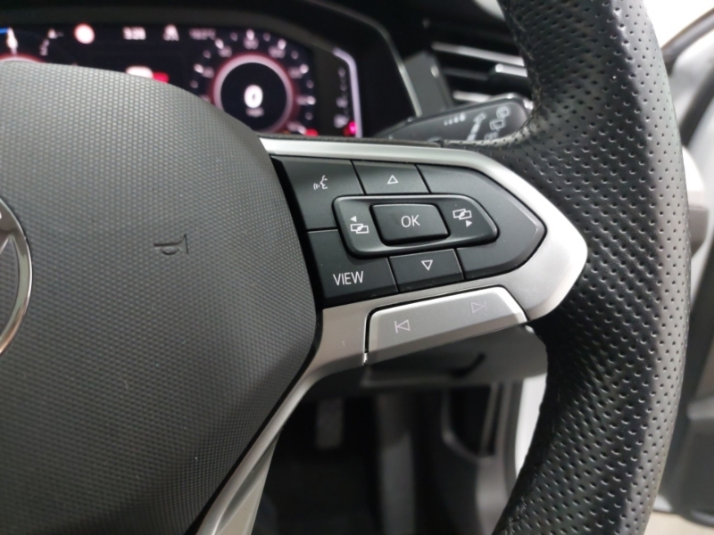 Volkswagen Passat 1.5 Tsi Evo R-line Grey #13