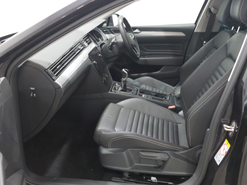 Volkswagen Passat 1.5 Tsi Evo Sel Black #5