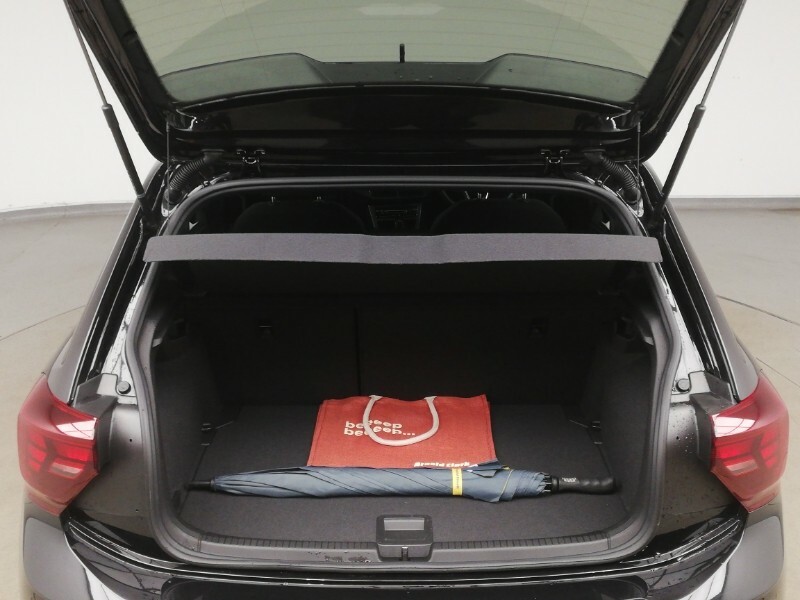 Volkswagen Polo Match Black #8
