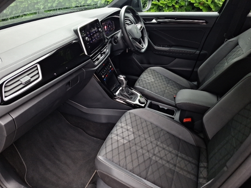 Volkswagen T-Roc 2.0 Tsi 4Motion R-line Dsg DG72OHU Black #5