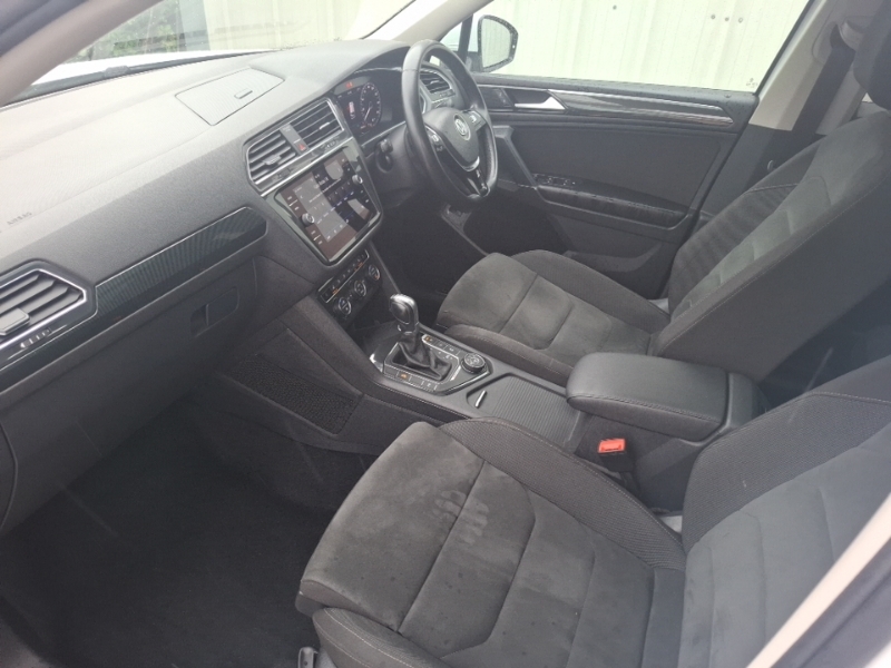 Volkswagen Tiguan Allspace 2.0 Tdi 4Motion Sel Dsg White #5