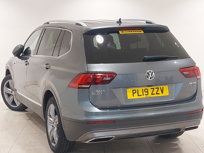 Volkswagen Tiguan Allspace 2.0 Tdi 4Motion Match Dsg Grey #2