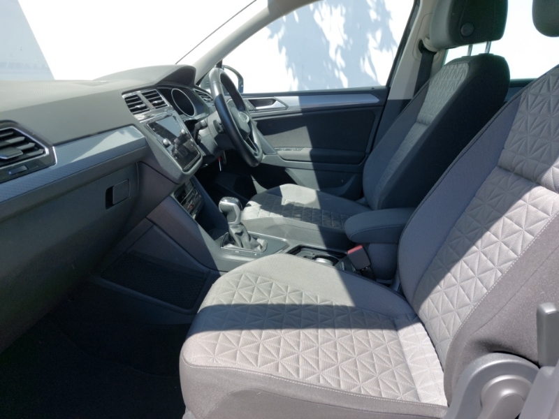 Volkswagen Tiguan 1.5 Tsi 150 Life Dsg Grey #5