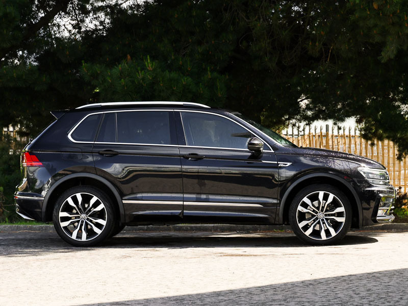 Volkswagen Tiguan 2.0 Bitdi 240 4Motion R-line Tech Dsg DSZ9045 Black #4