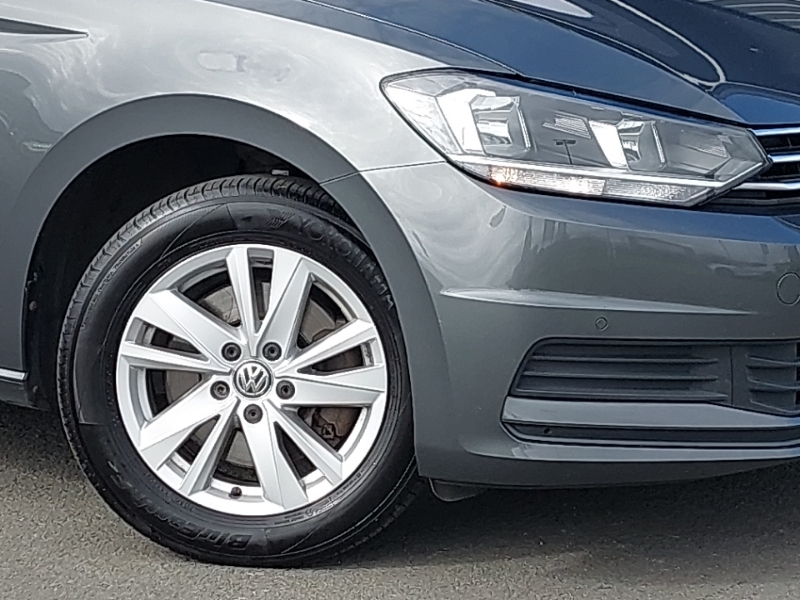 Volkswagen Touran Se Grey #19