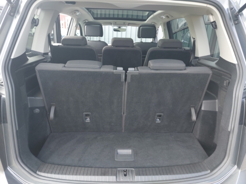 Volkswagen Touran Se Grey #16