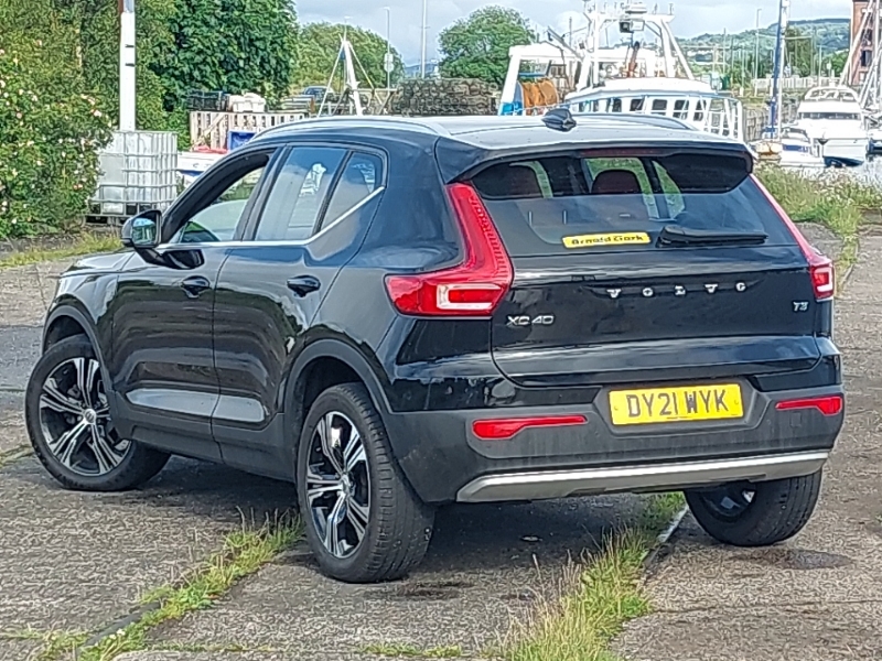 Volvo XC40 1.5 T3 163 Inscription Pro Geartronic DY21WYK Black #2