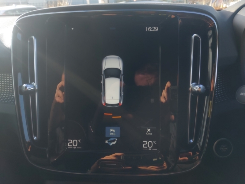 Volvo XC40 R-design, B4 Mild Hybrid Grey #17