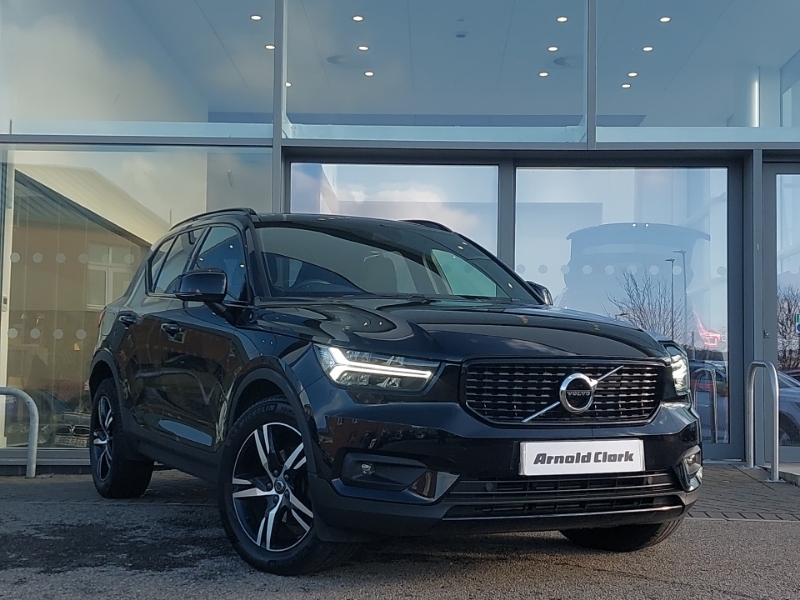 Volvo XC40 1.5 T3 163 R Design Black