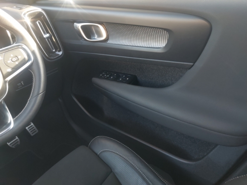 Volvo XC40 R-design, B4 Mild Hybrid Grey #10