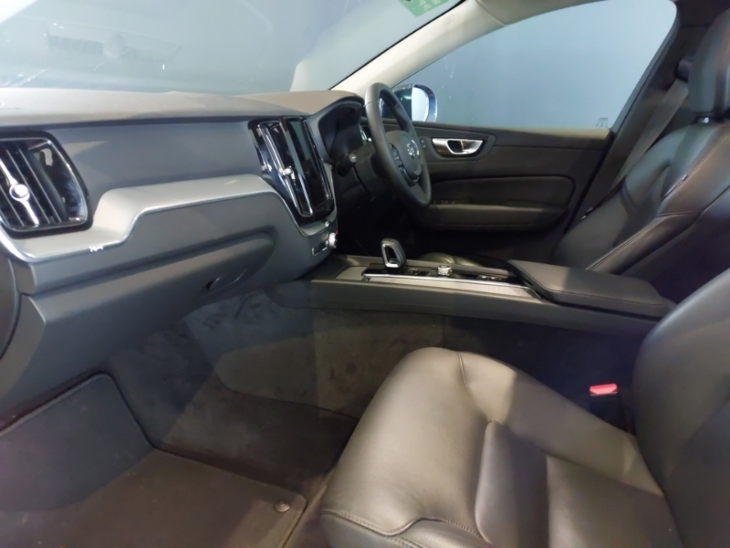 Volvo XC60 2.0 T6 350 Rc Phev Core Bright Awd Gtron Blue #5